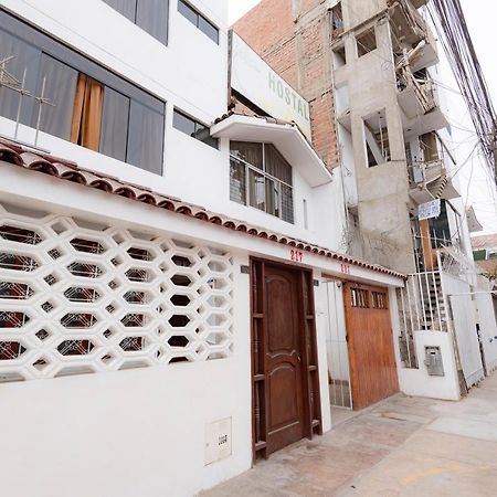 Hostal Las Fresas Lima Airport Callao Exteriör bild