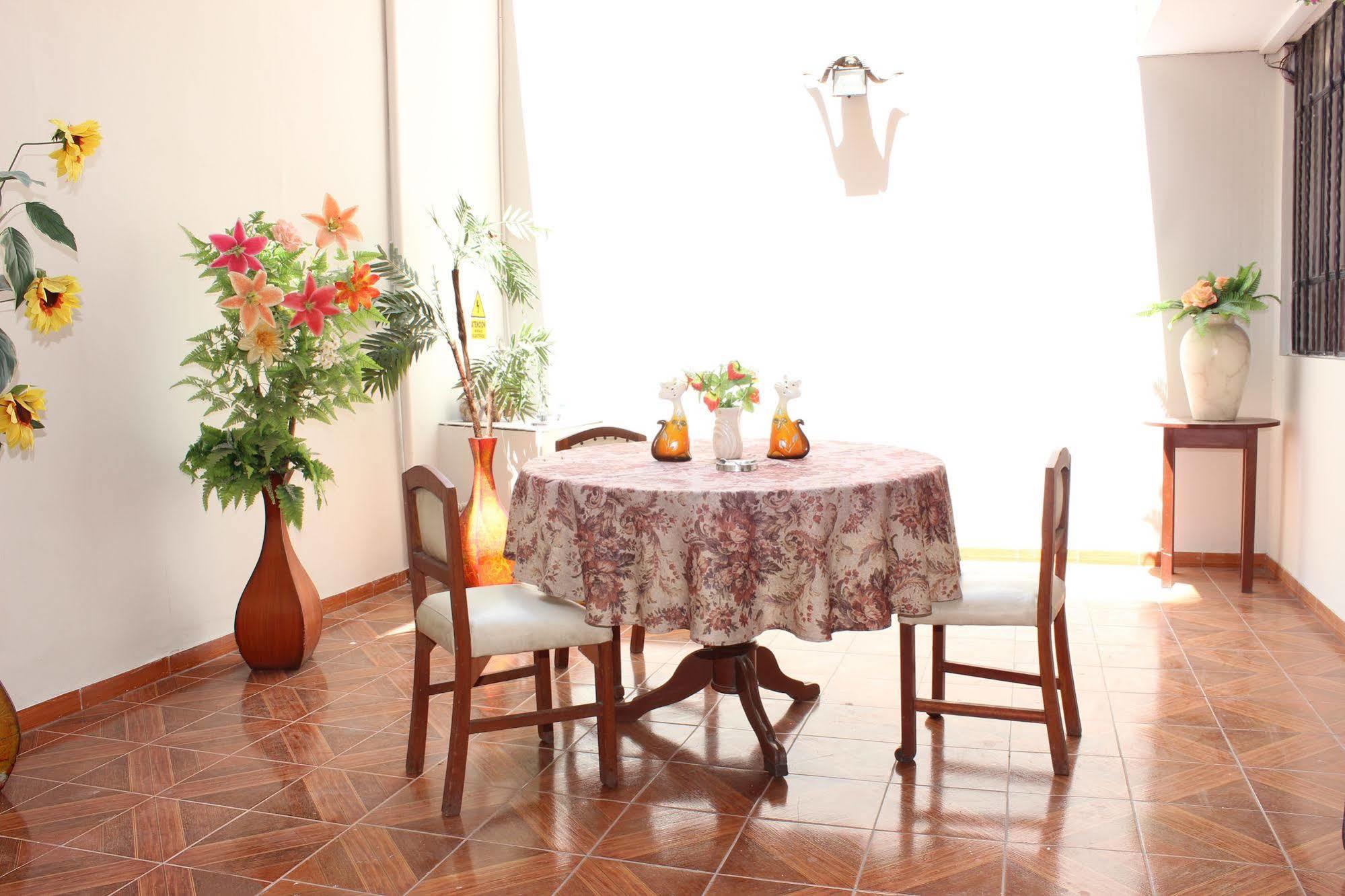 Hostal Las Fresas Lima Airport Callao Exteriör bild